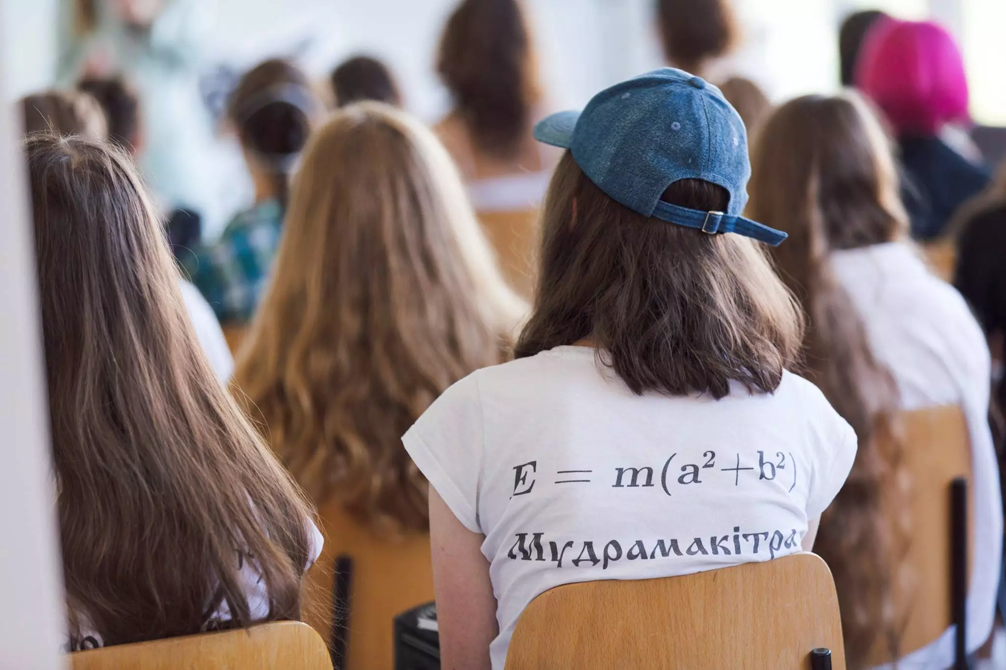 Батькам: (Не)дівчачі професії: як STEM is FEM руйнують гендерні стереотипи