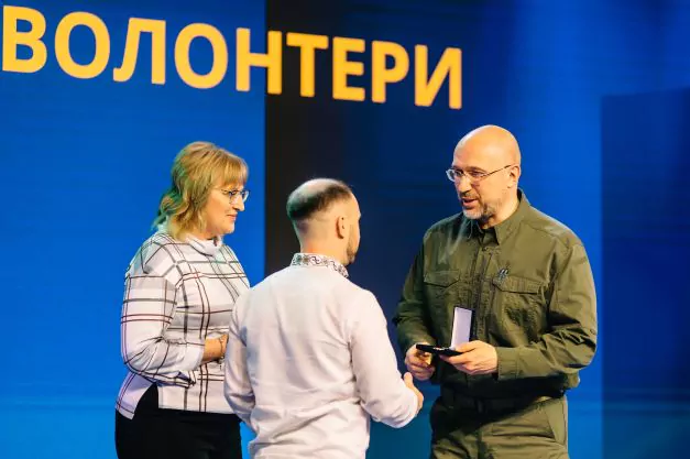 Новини: Global Teacher Prize Ukraine 2022 відзначила вчителів-волонтерів