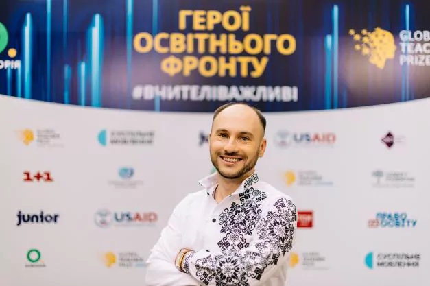 Новини: Global Teacher Prize Ukraine 2022 відзначила вчителів-волонтерів